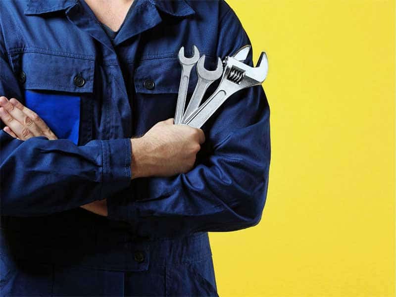 امداد باطری در همدان خدمات شبانه‌روزی و نصب رایگان